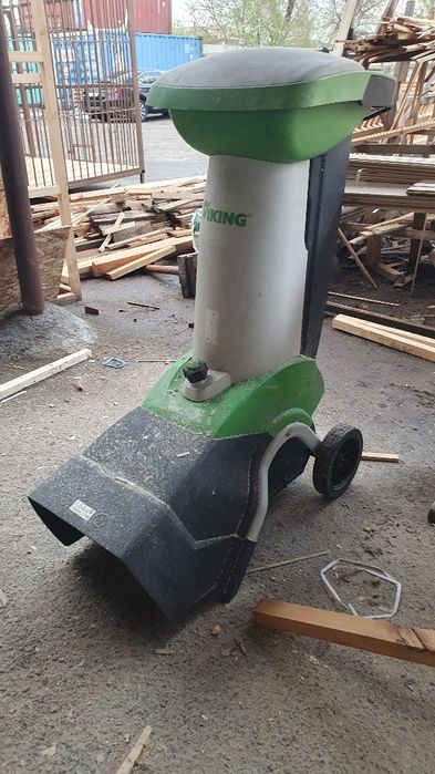 Дробилка сено и веток немецкой фирмы viking