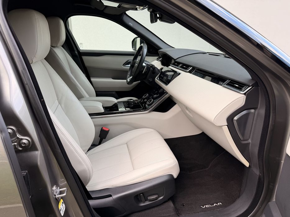 Range Rover Velar - R Dynamic 240 cp