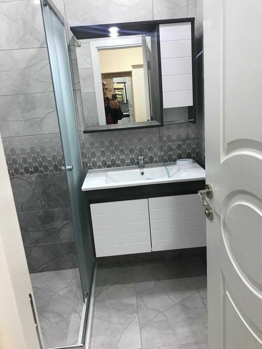 Продава се Двустаен апартамент в Варна, Възраждане 1 - 70 кв.м за 2215 €/кв.м - Снимка #7