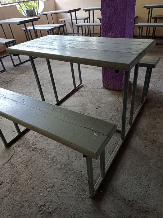 Столы рабочие и для отдыха