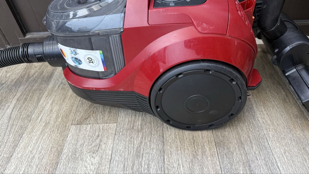 Пылесос Bosch 4 серия