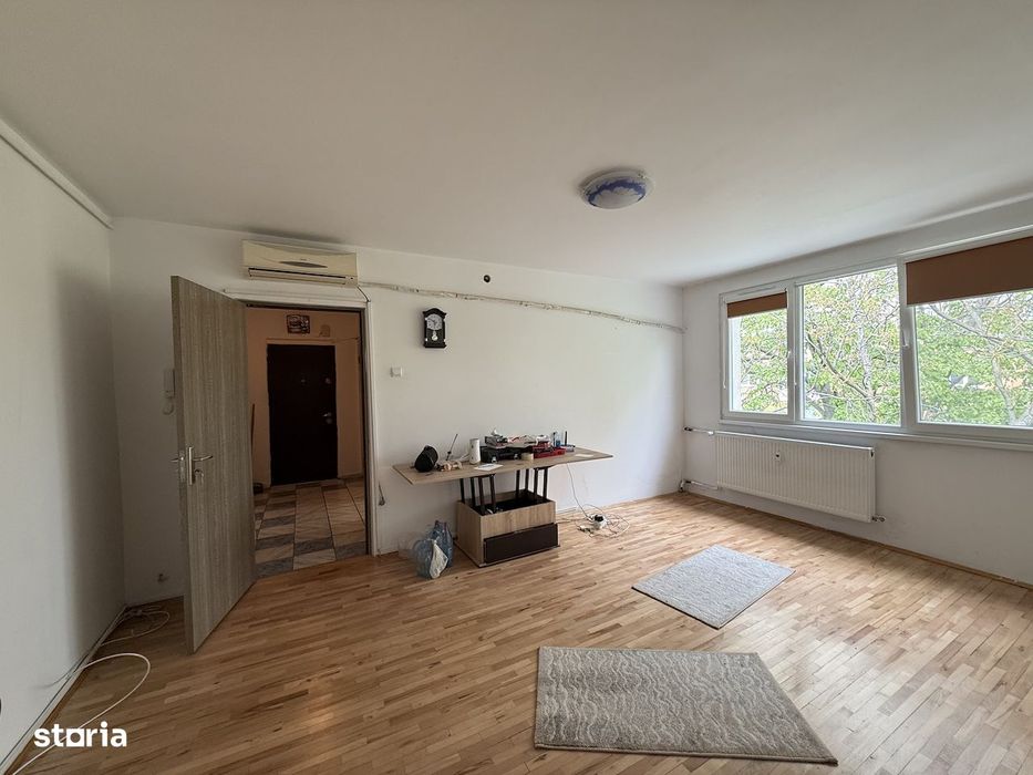 Vanzare 3 Camere Drumul Taberei, Metrou Romancierilor, Parc Moghioros