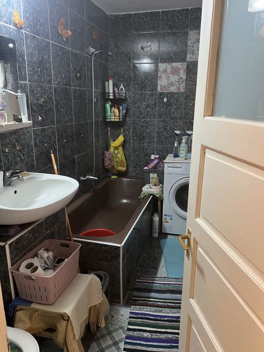 Vand apartament pe strada Regele Ferdinand nr 11