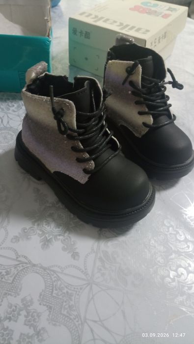 Продам ботиночки