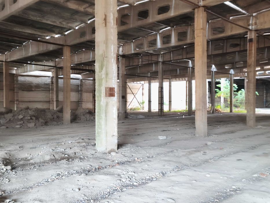 Yu  Аренда 4600м2 по 2у.е./м2 - под склад/производство Ахмад Ясави