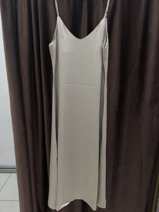 Атласные платья 10000 тенге