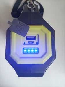 Фонарь аккумуляторный ручной, мощный прожектор, UPS для зарядки соток