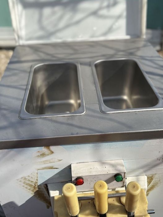 Разливное мороженое фризер