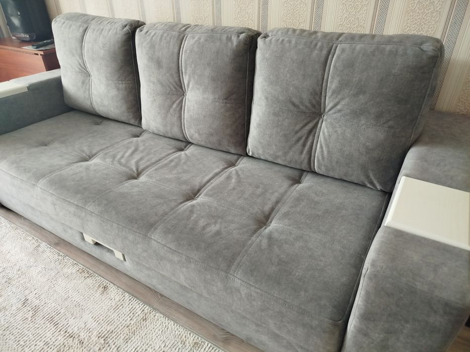 Продается диван большой