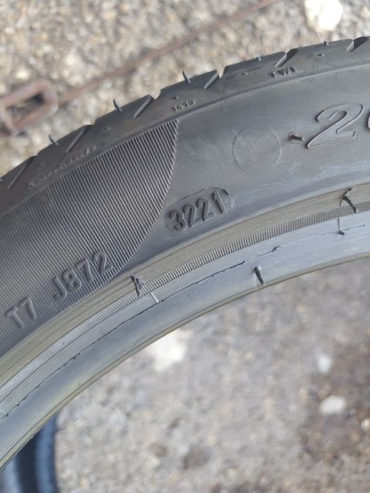 265/35/19" 2бр Pirelli p zero, dot3221,7mm