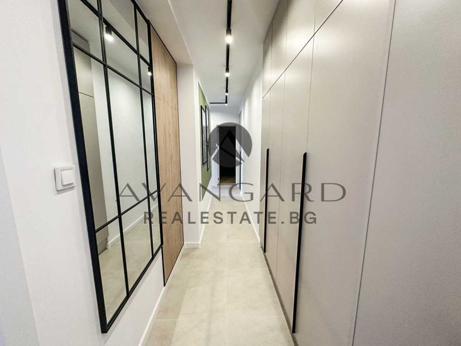 Продава се Тристаен апартамент в Пловдив, Тракия - 110 кв.м за 921 €/кв.м - Снимка #4