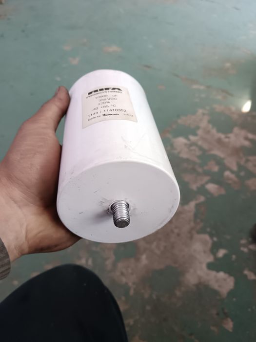 Продам силовой конденсатор