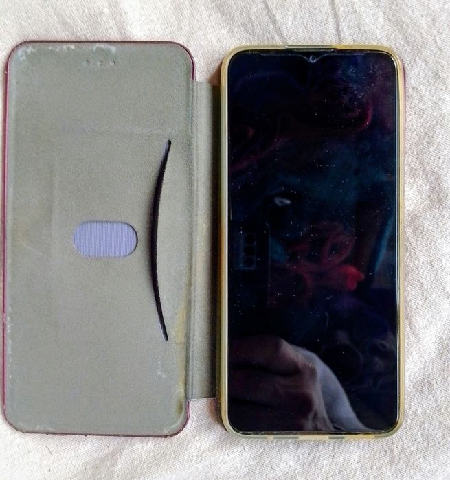 3 броя телефони за части