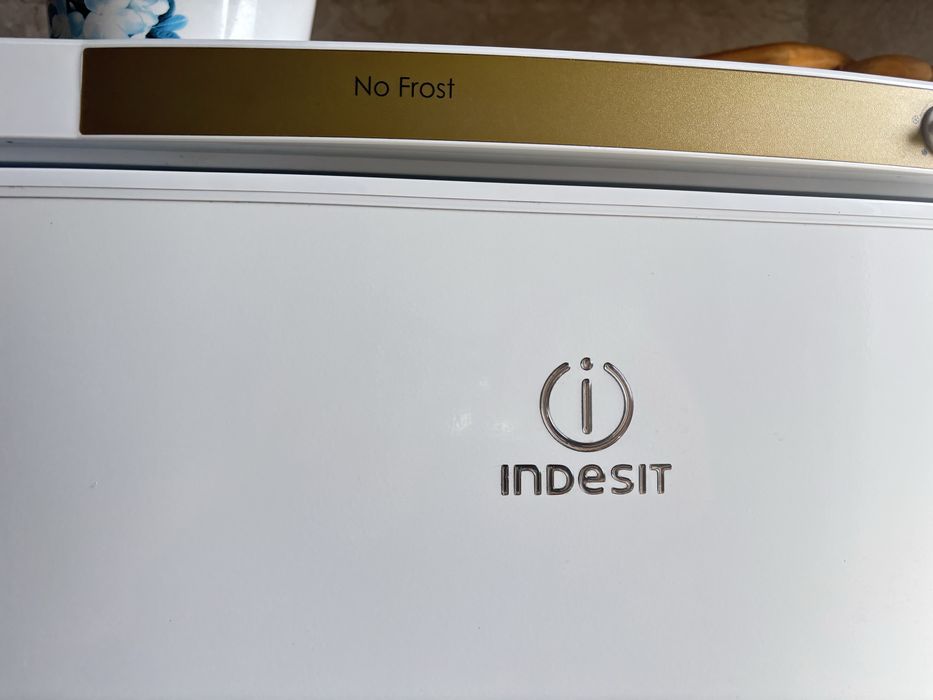 Морозильник вериикальный