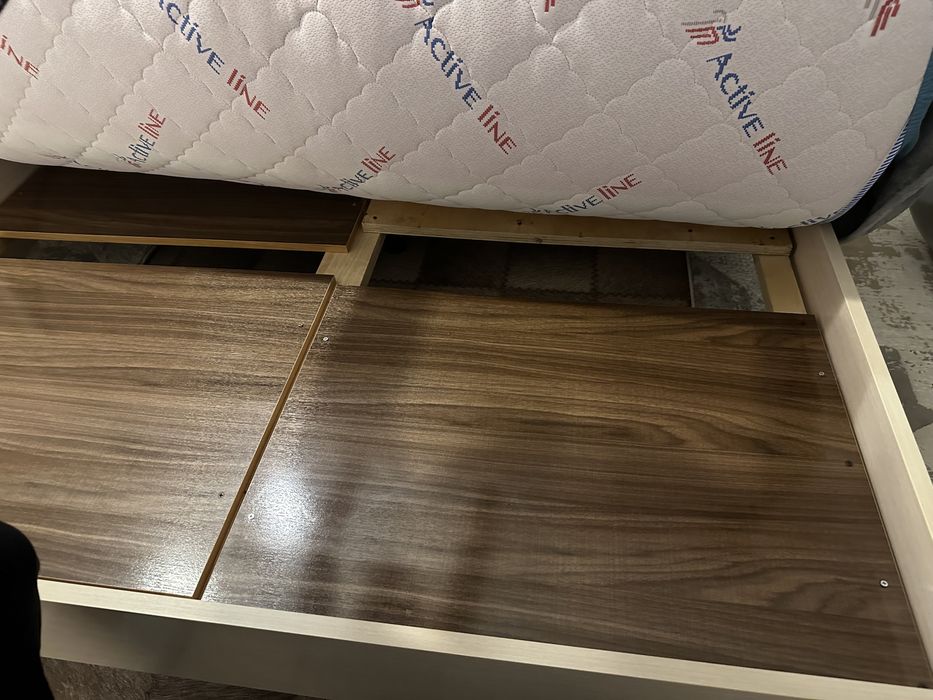 Продам кровать в хорошем состоянии