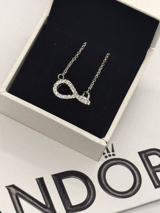 Pandora колие Пандора