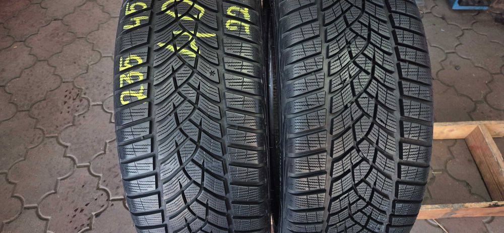 anvelope Goodyear 235/45/19 m&s iarna