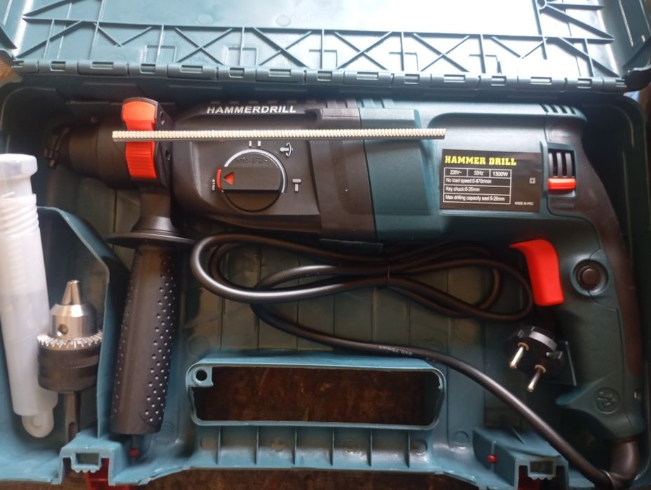 Продам перфодрель новая