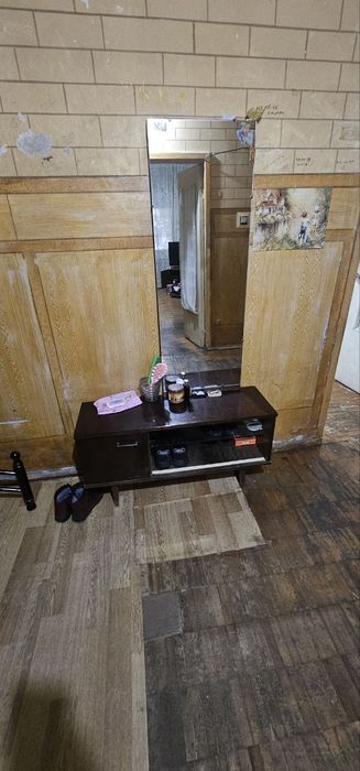 Продам старую мебель, двери и паркет