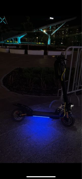 Электро самокат Kugoo m4 pro
