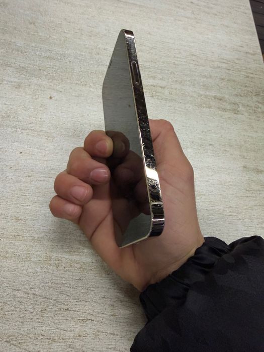 iPhone 12 Pro 76 baterie