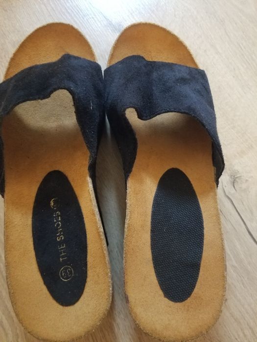 Papuci de vinzare