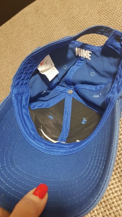 Две кепки бейсболки. Цена за обе.