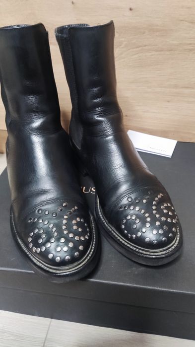 Musette Ефектни кожени боти