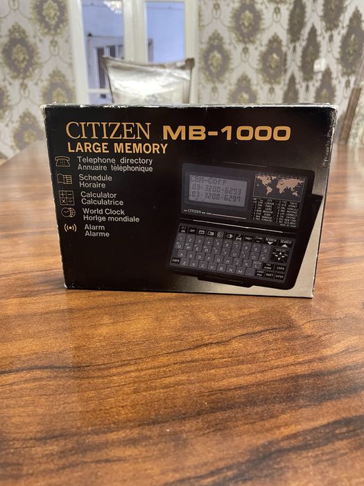 Плейстэйшен 1 классика жанра и еще в продаже калькулятор Ситизен