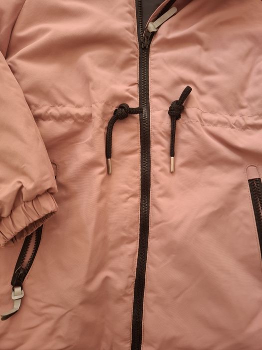 Куртка (Куртки) для девочки. Срочно