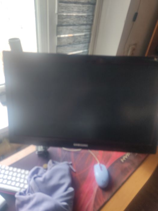 продам два монитора