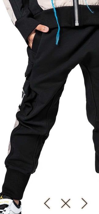 НОВИ!Суичър с цип и карго панталон к-т MADE BY SOCIETY