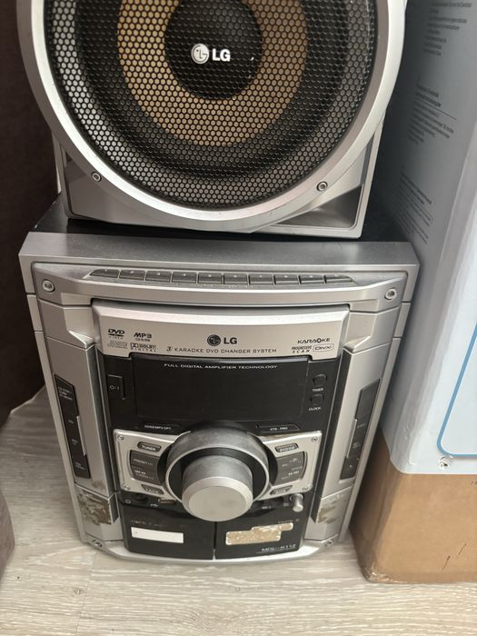 Музыкальный центр караоке