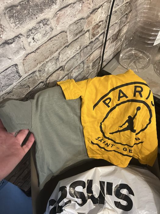 Пакет с детской одеждой