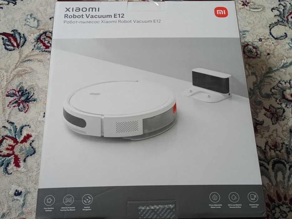 Новыи Робот пылесос