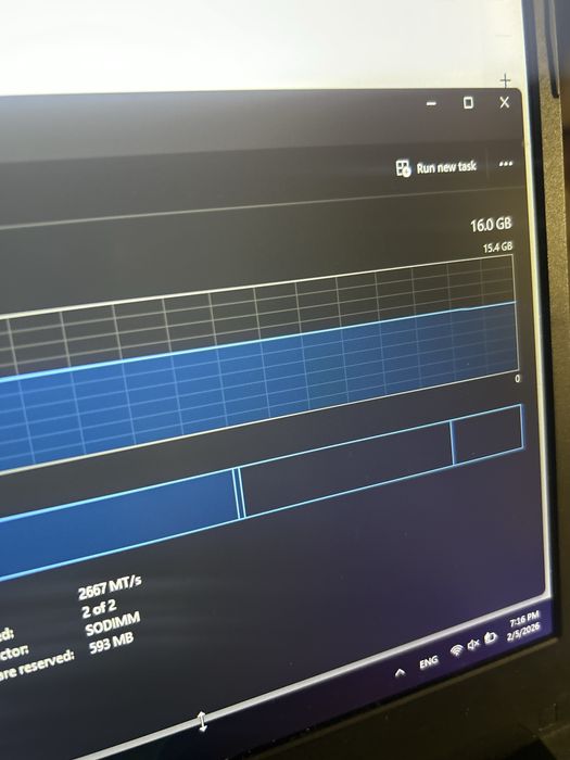 Лаптоп ASUS TUF F17 GTX 1650, Ryzen 7 4800H, 1TBssd, 16GB RAM