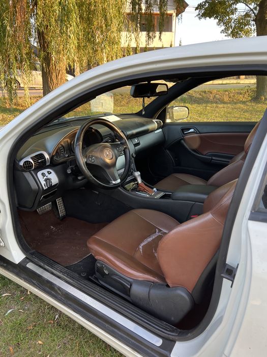 MERCEDES-BENZ CLK-Class 2010 — imagine 5