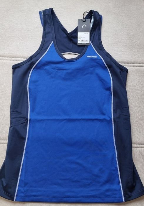 Compleu tenis de camp