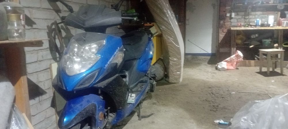 Скутер рейсер стелс