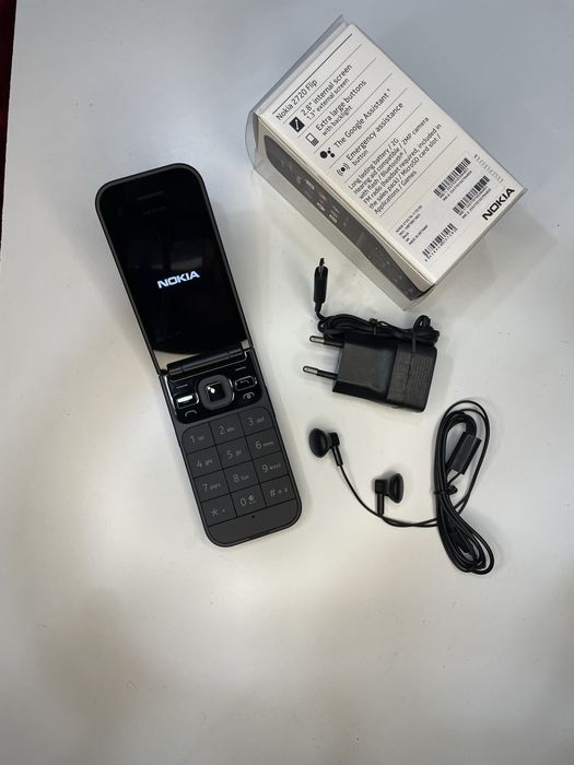 o’sha Afsonaviy Nokia 2720 madel Yangi knopkali Telefon 2ta sim karta