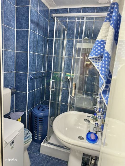 Apartament 3 camere, Judetean - intrare Racadau