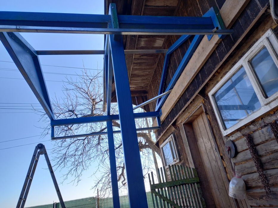 Copertina metalică din țeavă rectangulara