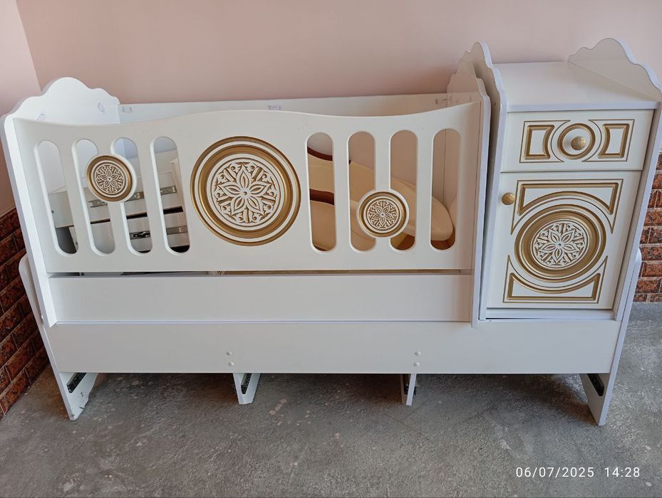 bolalar mebeli sotiladi matras xam sotiladi