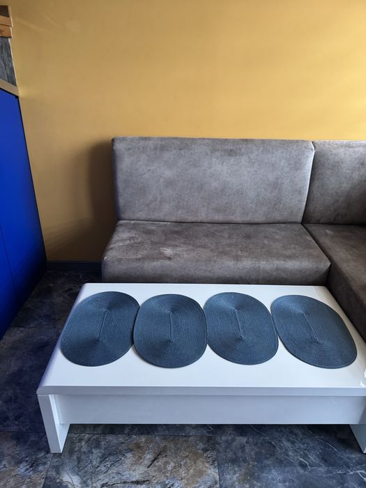 Маса за хол с повдигане