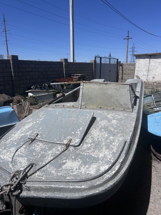 Продается Лодка Обьешка с мотором Yamaha 40