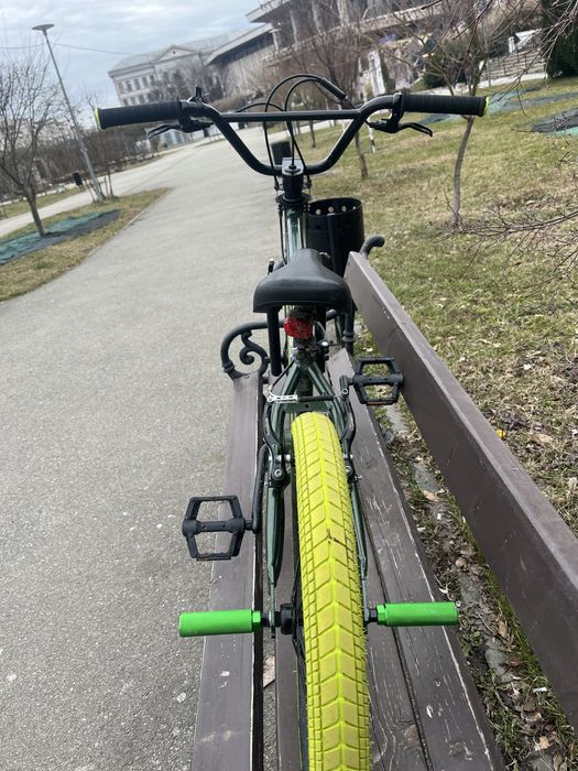 Bicicleta BMX de scheme