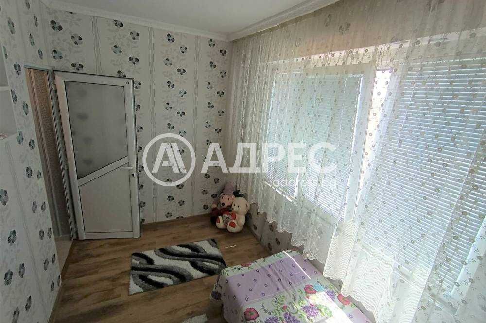 Продава се Тристаен апартамент в Разград, Орел - 63 кв.м за 1053 €/кв.м - Снимка #7