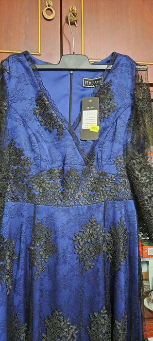 Rochie eleganta scurta în fata lunga în spate