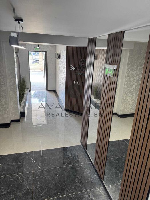 Продава се Тристаен апартамент в Пловдив, Беломорски - 121 кв.м за 1612 €/кв.м - Снимка #6