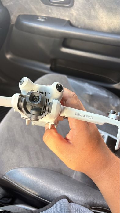 DJI mini 4 pro RC2